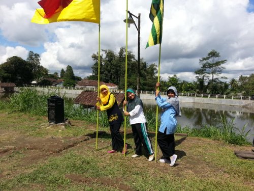 Kemah Karang Asri Kelas 5_015